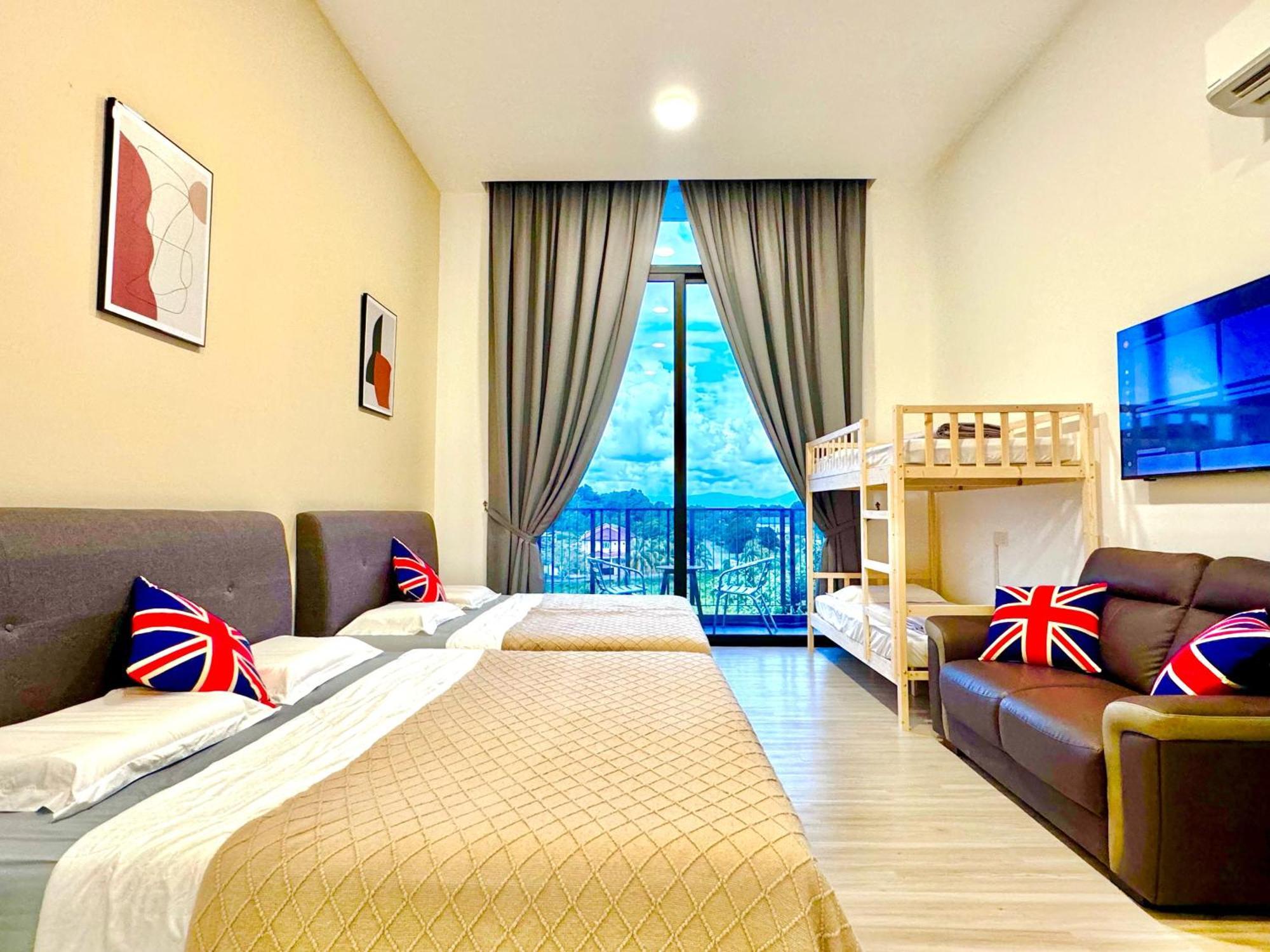 The Podium-studio-free 1 Parking-6 Pax-d323b * Kuching